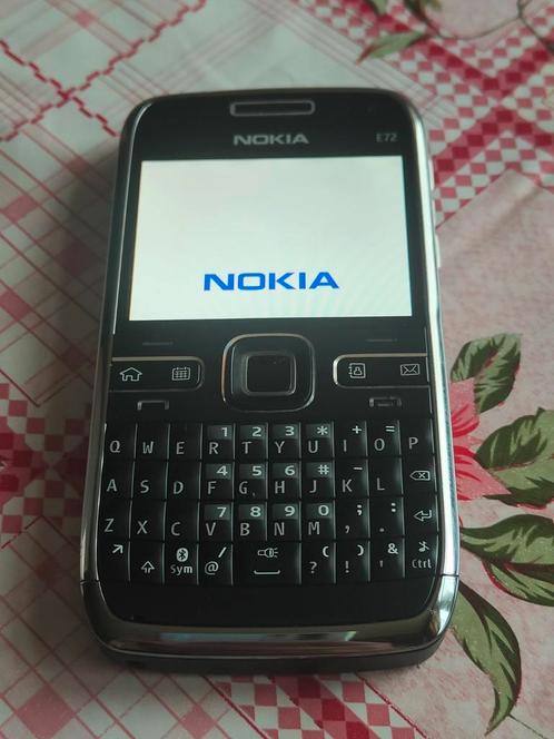 Nokia E72 NIEUW STAAT  WERKEND GEEN SCAHDE  ZELDZAAM