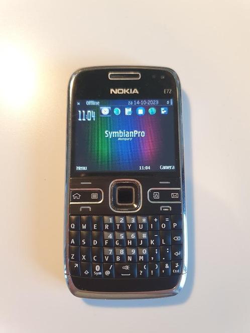 Nokia E72 qwerty