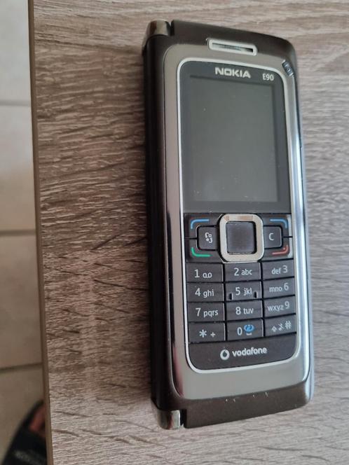 Nokia E90