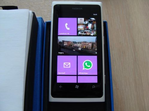 Nokia lumia 800 kleur wit in nieuw staat