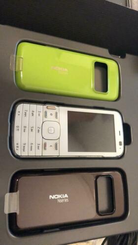 Nokia n79 incl lader doos en frontjes