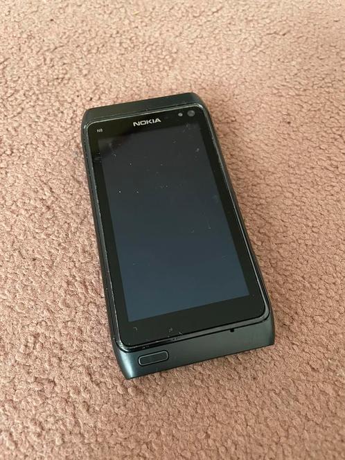 Nokia N8