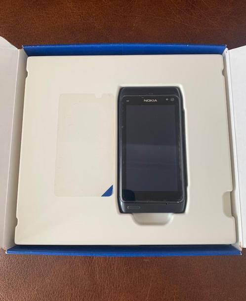 Nokia N8