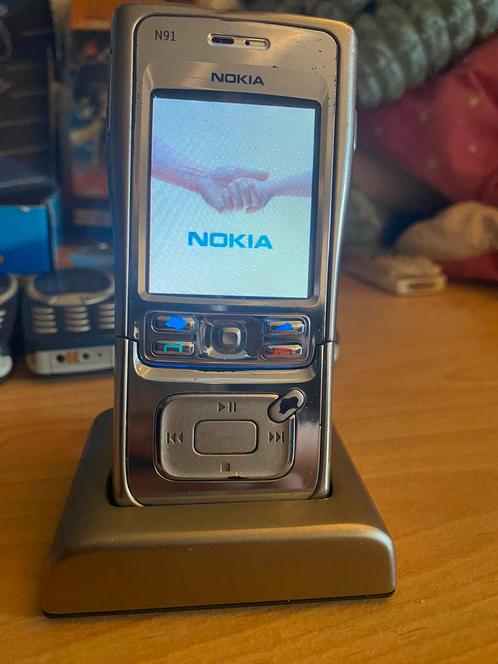 Nokia N91 met bureau lader simlock vrij