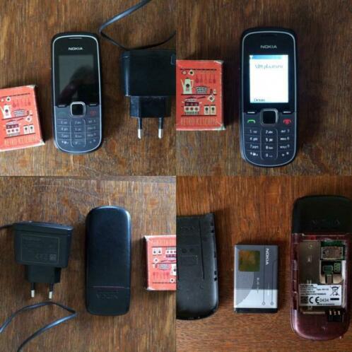 Nokia RH-122 klein simpel mobieltje met stekkertje werkend