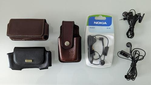 Nokia telefoon accessoires hoesjes headsets oordopjes.