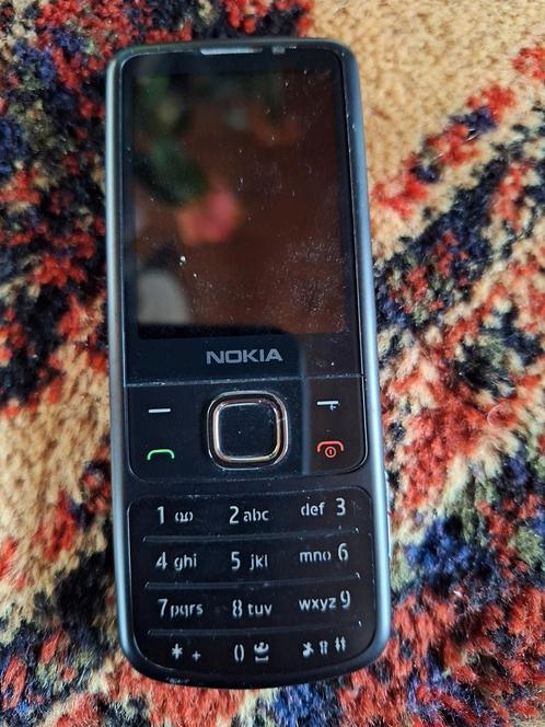 Nokia telefoon met lader