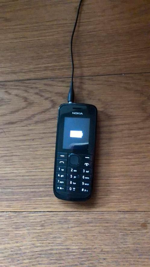 Nokia telefoon met oplader