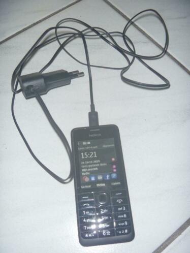 Nokia telefoon z.g.a.n. met oplader