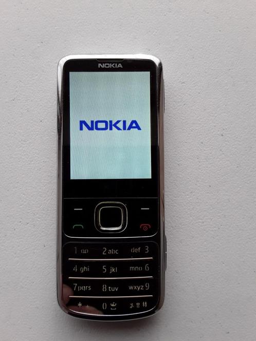 Nokia type 6700 classic 5.0 megapixel autofocus zilvergrijs