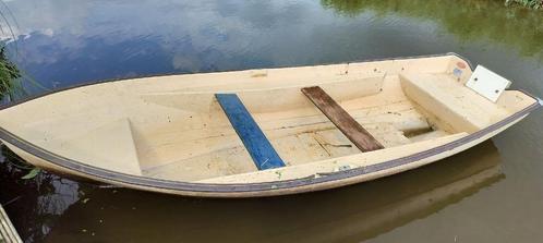 noorse vissersboot motorboot roeiboot