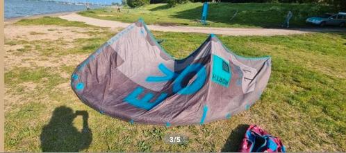 North Evo 11m Kite met bar Kitesurfen Duotone Core Naish
