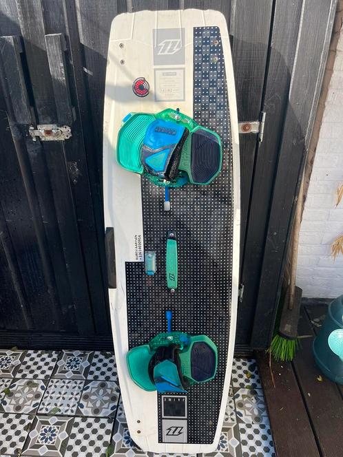 North Jaime Textreme 2017 carbon kiteboard