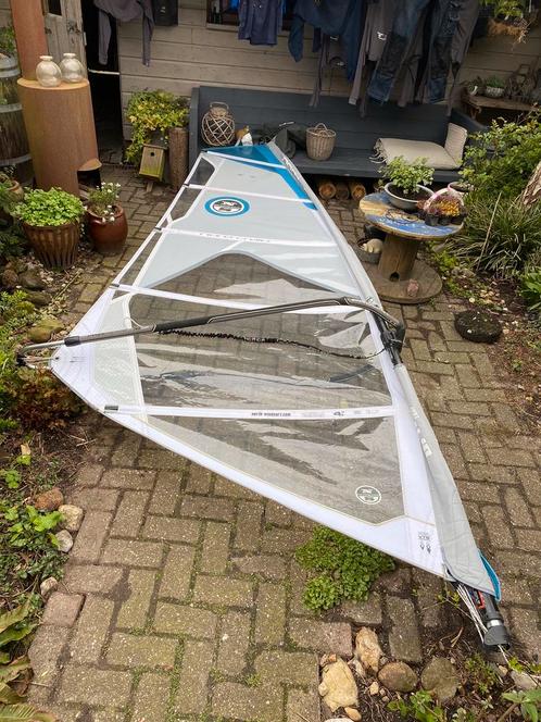 North Sale windsurf zeil 4.7