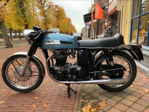 Norton 18ss Mercury, 650 cc featherbed matching nummers 