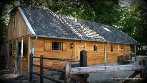 Nostalgisch houten schuren op maat gemaakt. 