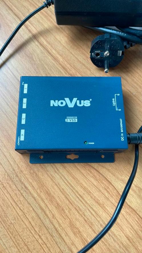 Novus NVS-3304SP PoE switch