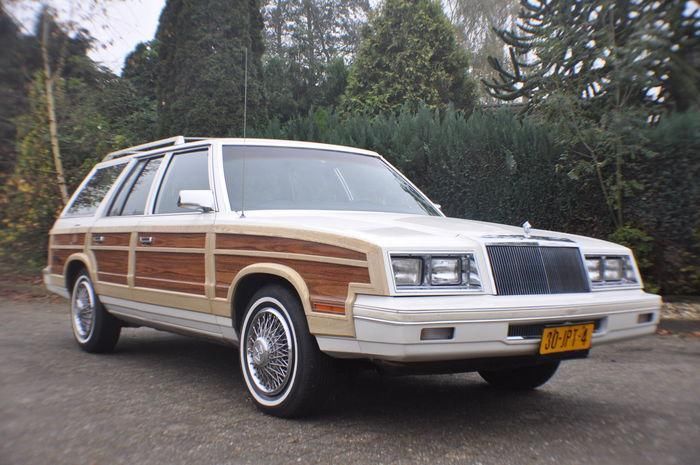 Nu bij Catawiki Chrysler Le Baron uit 1982