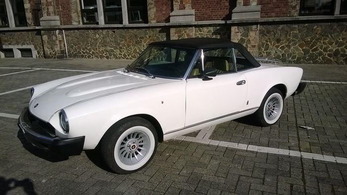 Nu bij Catawiki Fiat 124 Spyder