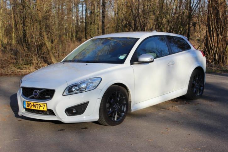 NU IN PRIJS VERLAAGD Volvo C30 R-design D2 NaviLederXenon