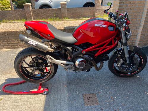 Nu voor snelle beslissers Prachtige Ducati Monster 1100