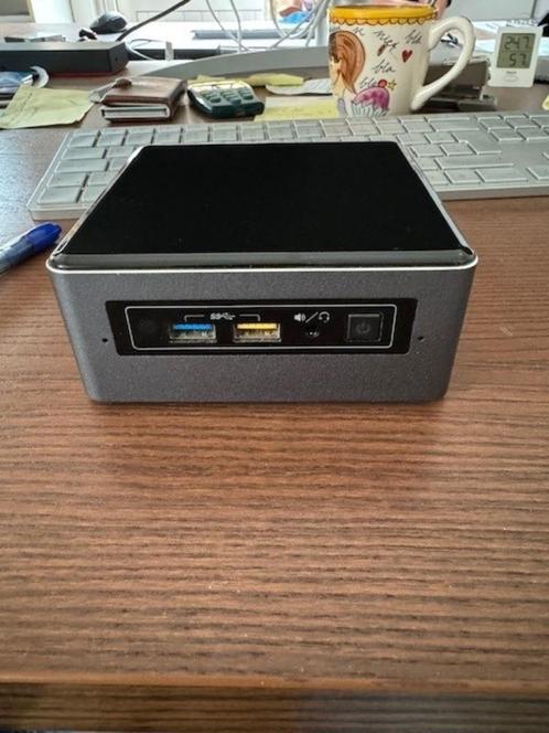 NUC7i7BNH met Samsung SSD EVO960 500GB  16GB RAM