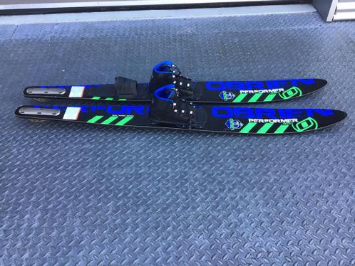 OBRIEN Performer 68 waterskis