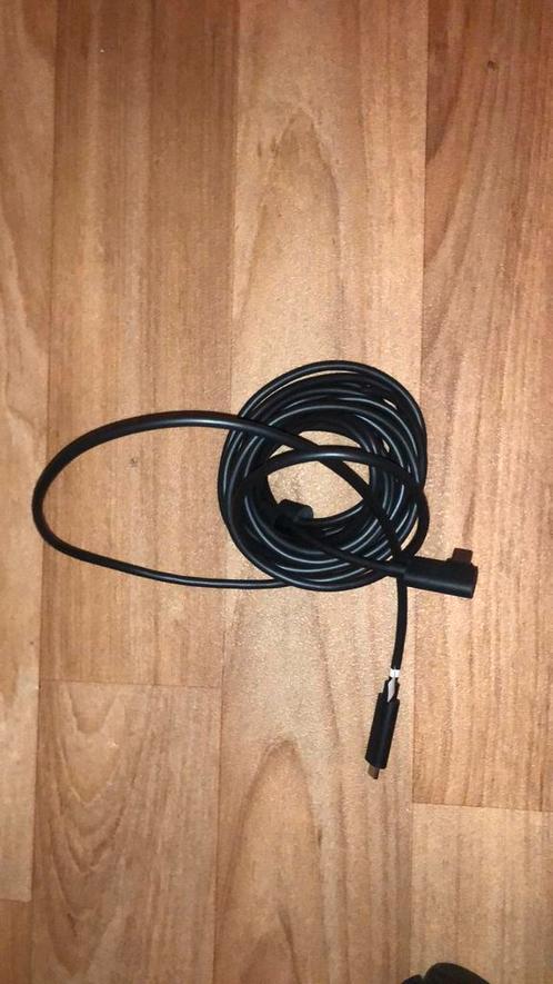 Oculus cable