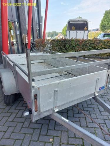 Oersterke geremde bakwagen 251x130 cm 1400 kg van aluminium