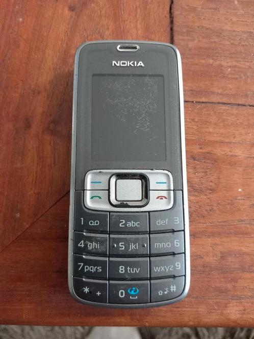 Oldskool Nokia 3109.
