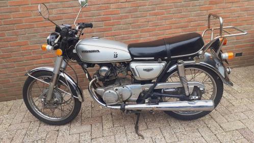 Oldtimer Honda CB 125 cc