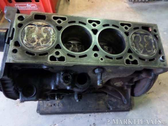 Onderblok Fiat 1.6-16v Code 182B6000 Voor revisie.