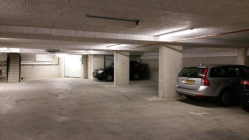 Ondergrondse parkeerplaats (garage) vlakbij centrum te huur