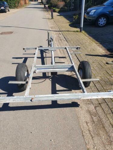 Onderstel aanhangermotoraanhangerboottrailer