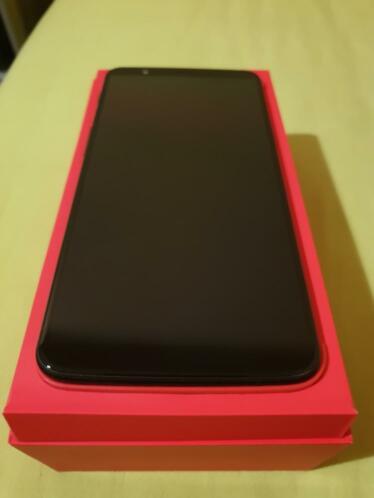 One plus 5T zwart 128GB  8GB Ram