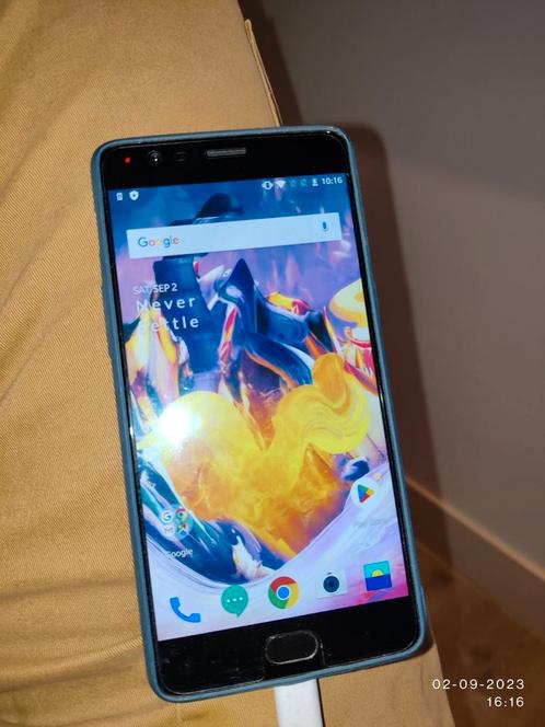 Oneplus 3T - Geen schade - Zwart - Donker blauw hoesje