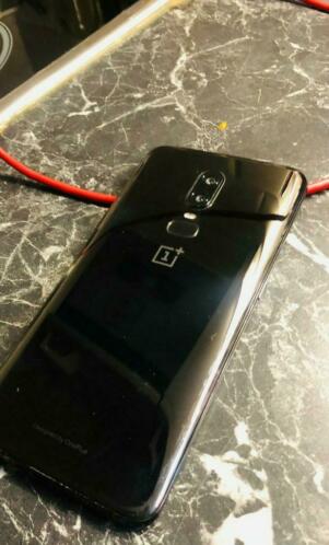 OnePlus 6, in nieuwstaat, 8gb ram128gb, bloedsnel