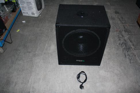 Online veiling Actieve subwoofer 18 inch (32942