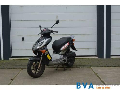 Online veiling Honda x8r 45km38986