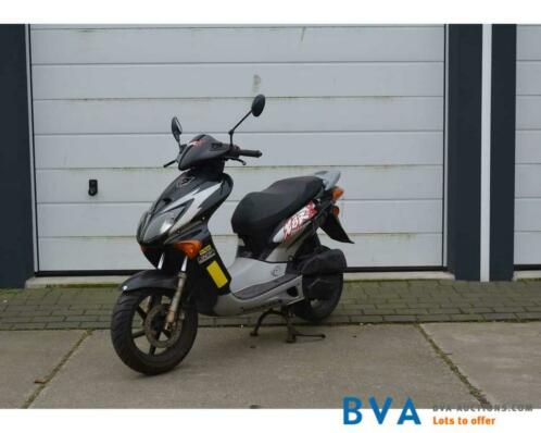 Online veiling Honda x8r 45km38988