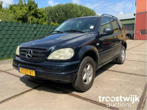 Online Veiling Personenauto Mercedes-Benz ML230