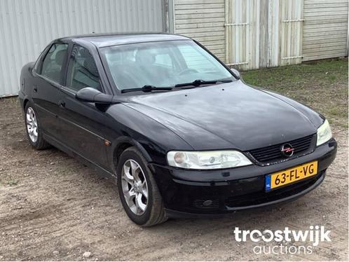 Online Veiling Personenauto Opel Vectra