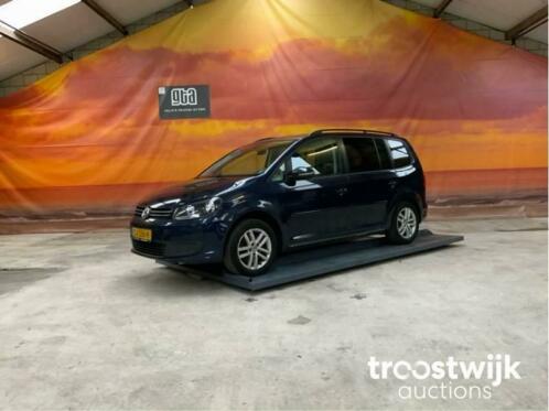 Online Veiling Personenauto Volkswagen Touran