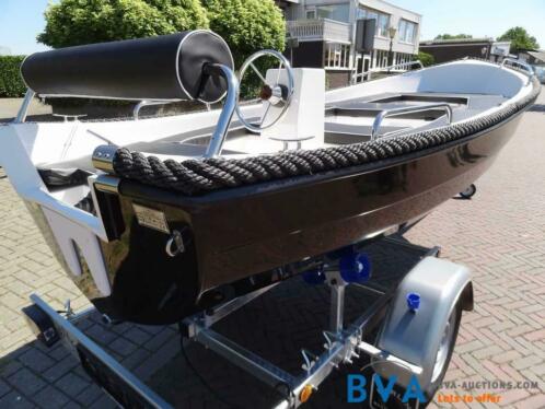 Online veiling Sloep 430 Elegance  Vida 650kg boottrailer