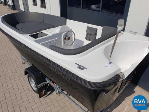 Online veiling Sloep 470 Elegance  650 kg kantel