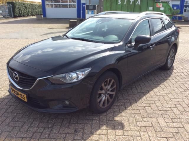 Online veiling van o.a Mazda 6 Sportbreak 2013 Zwart(15651)