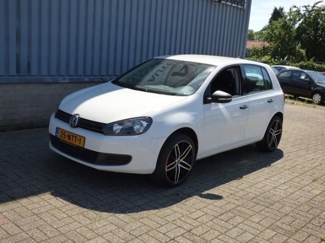 Online veiling w.o  Volkswagen Golf 1.6 TDI 2011 (17327)