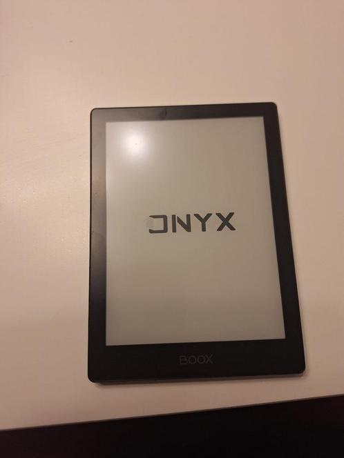 Onyx Boox poke5 e-reader