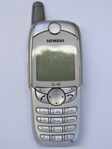 OP  OP Super nostalgische smartphone Siemens SL45 zilver.