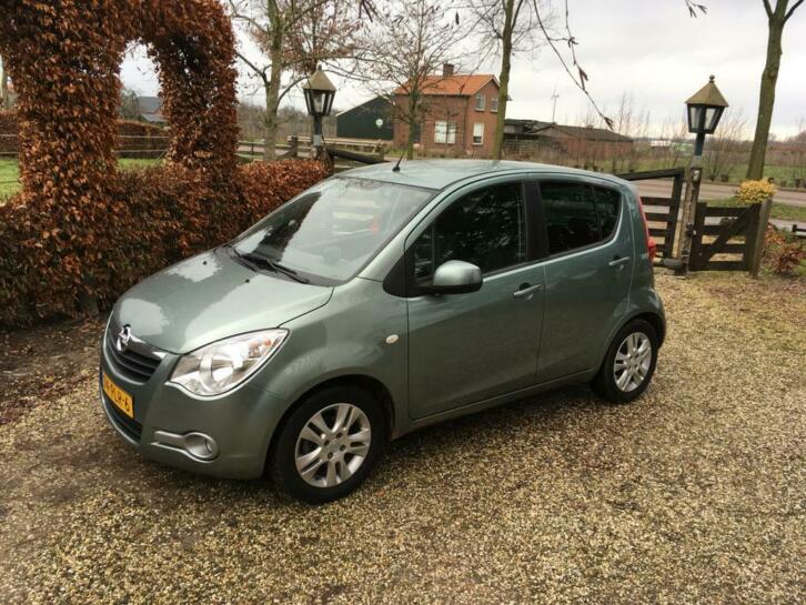 Opel Agila1.2 2011 Airco